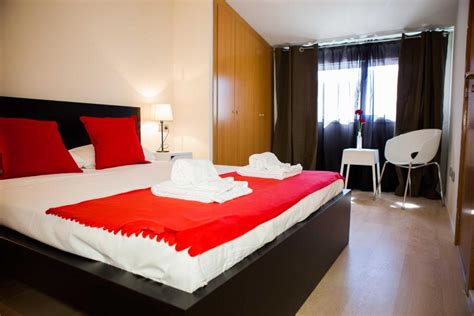 Hulot B&B Valencia, Valencia (precios actualizados .